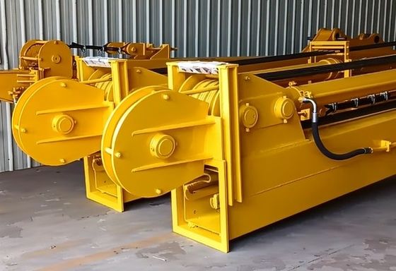 Tiga Bagian Excavator Telescopic Boom Arm Untuk Mesin Berat Penggalian dalam