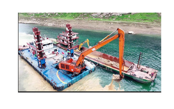Long Reach Boom Excavator Untuk Pekerjaan Dredging Menggunakan Bahan Q355B